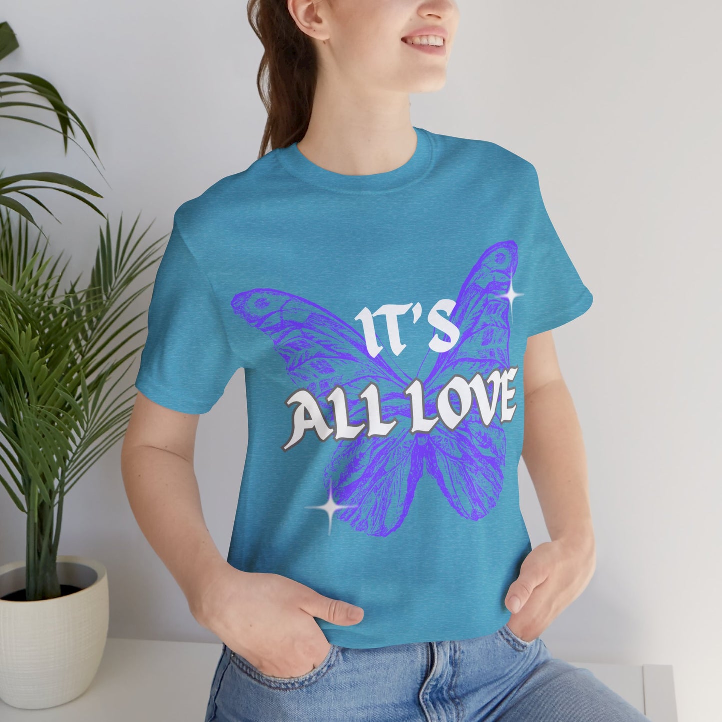 Love T-Shirt (round collar)